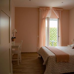 Deluxe Zimmer mit Kingsize-Bett